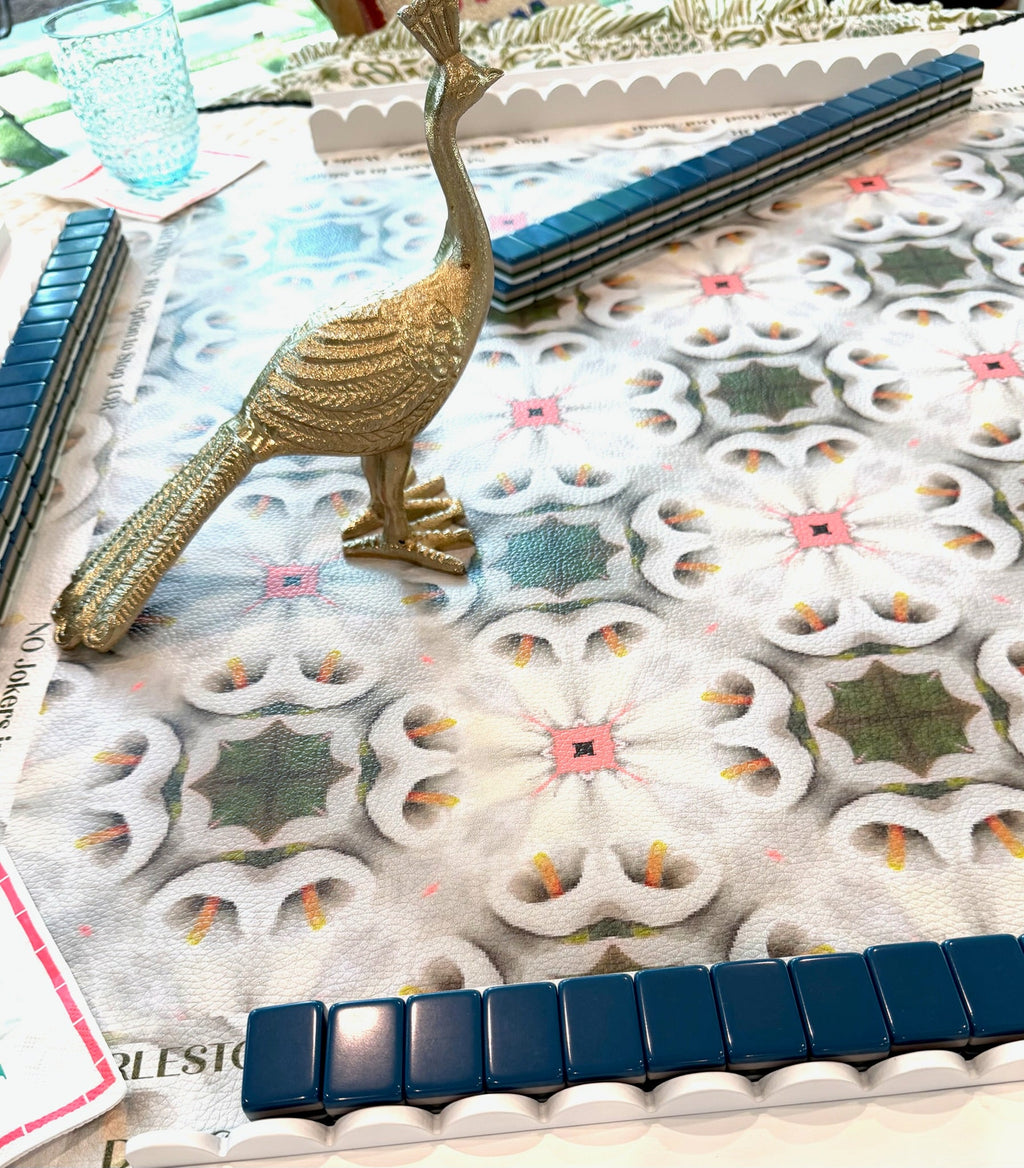 White Pattern no. 10 Artist Collab Leatherette Mahjong Mat