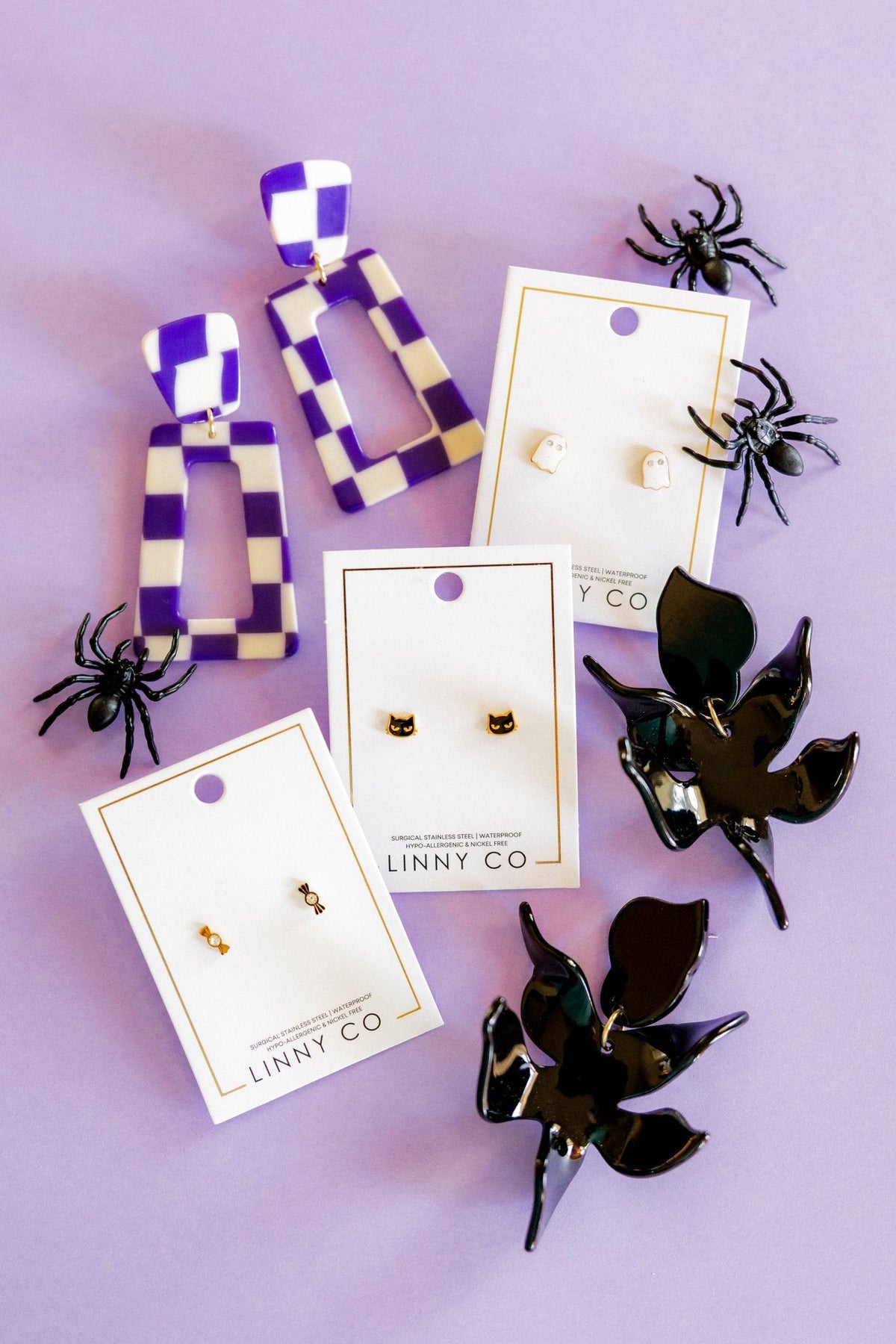 Screwback Stud Earrings - Black Cat