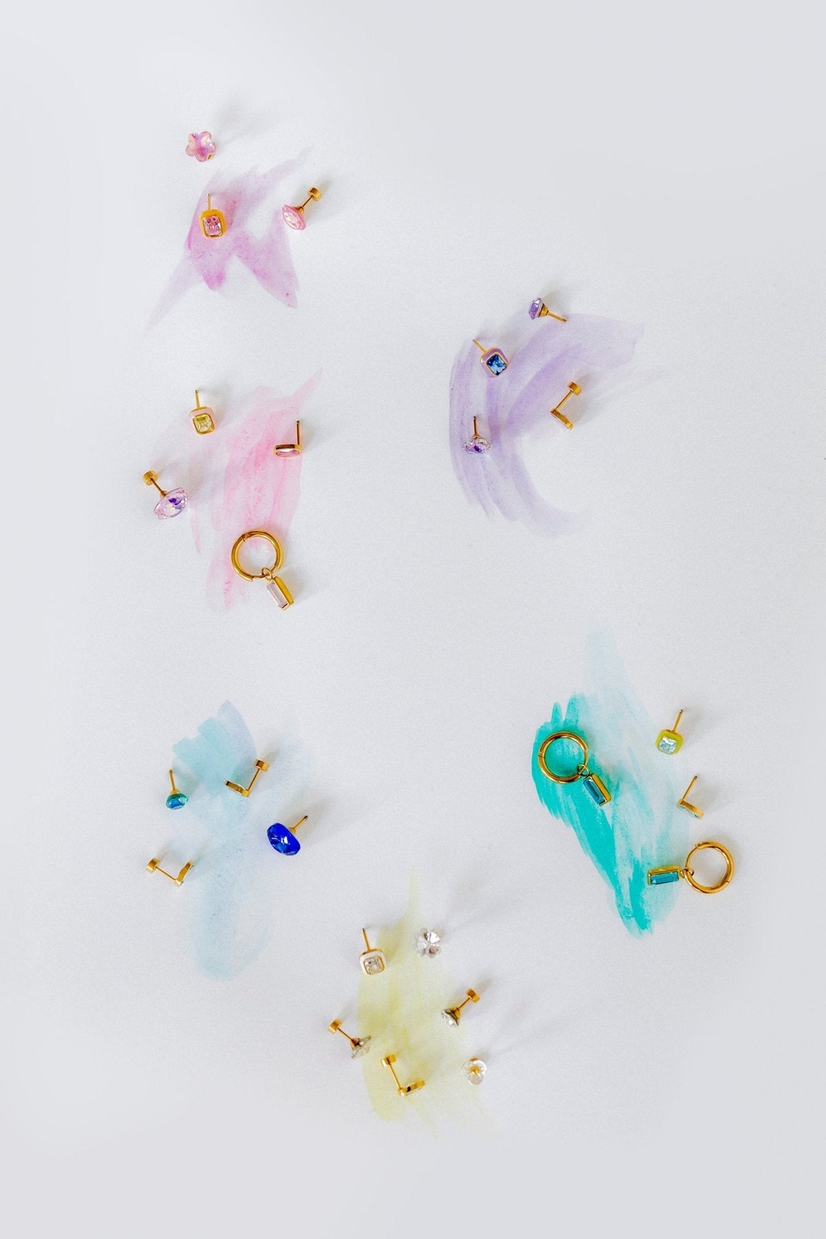 Screwback Stud Earrings Lux - Kit Baby Pink