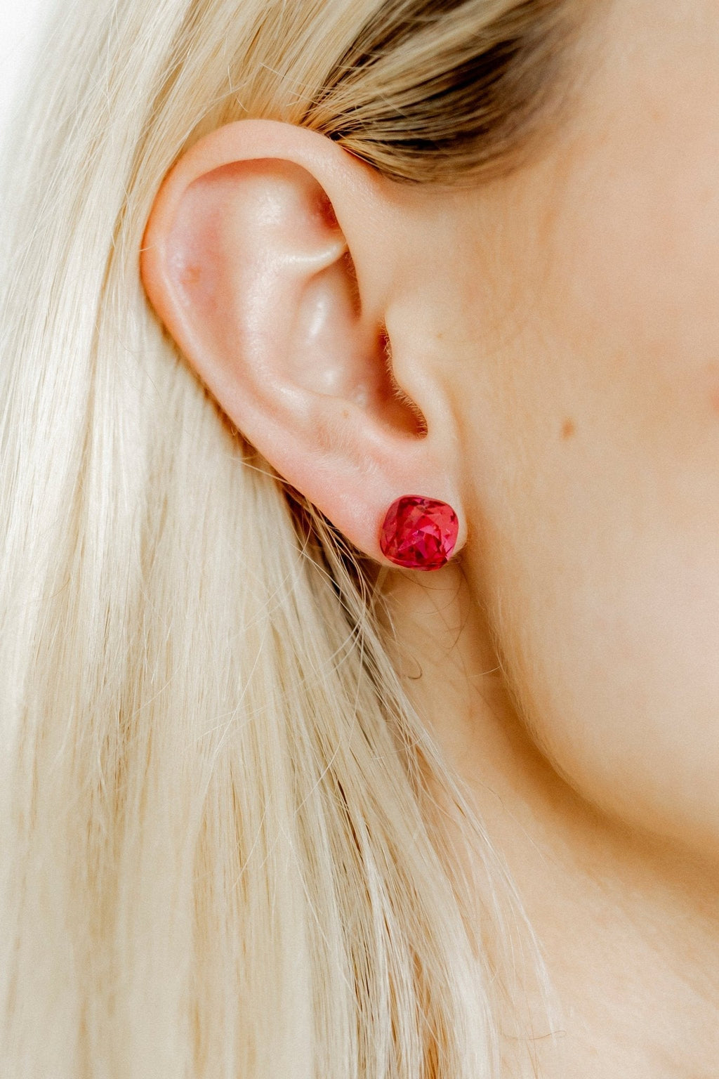 Screwback Stud Earrings Lux - Kit Hot Pink