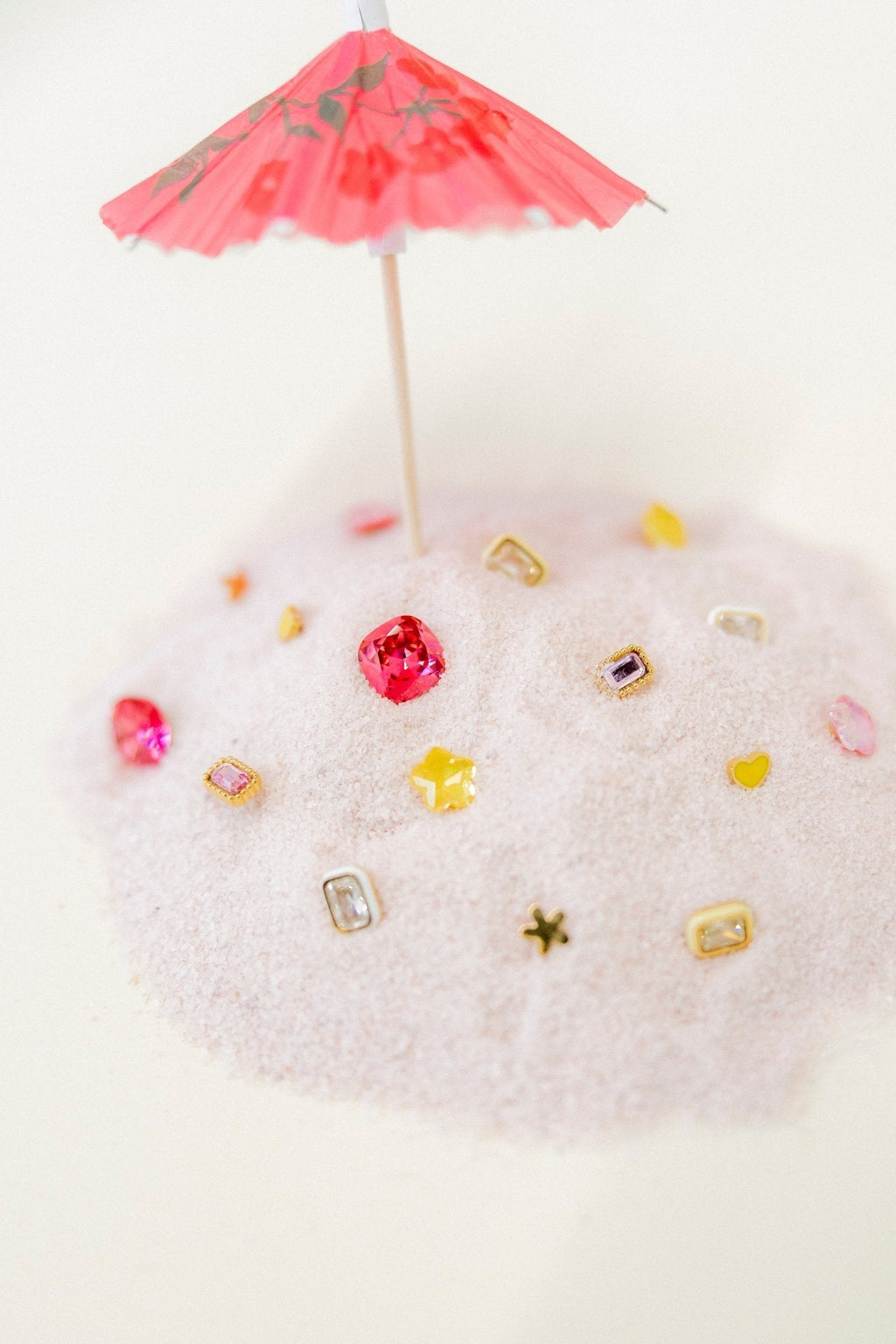 Screwback Stud Earrings Lux - Kit Hot Pink
