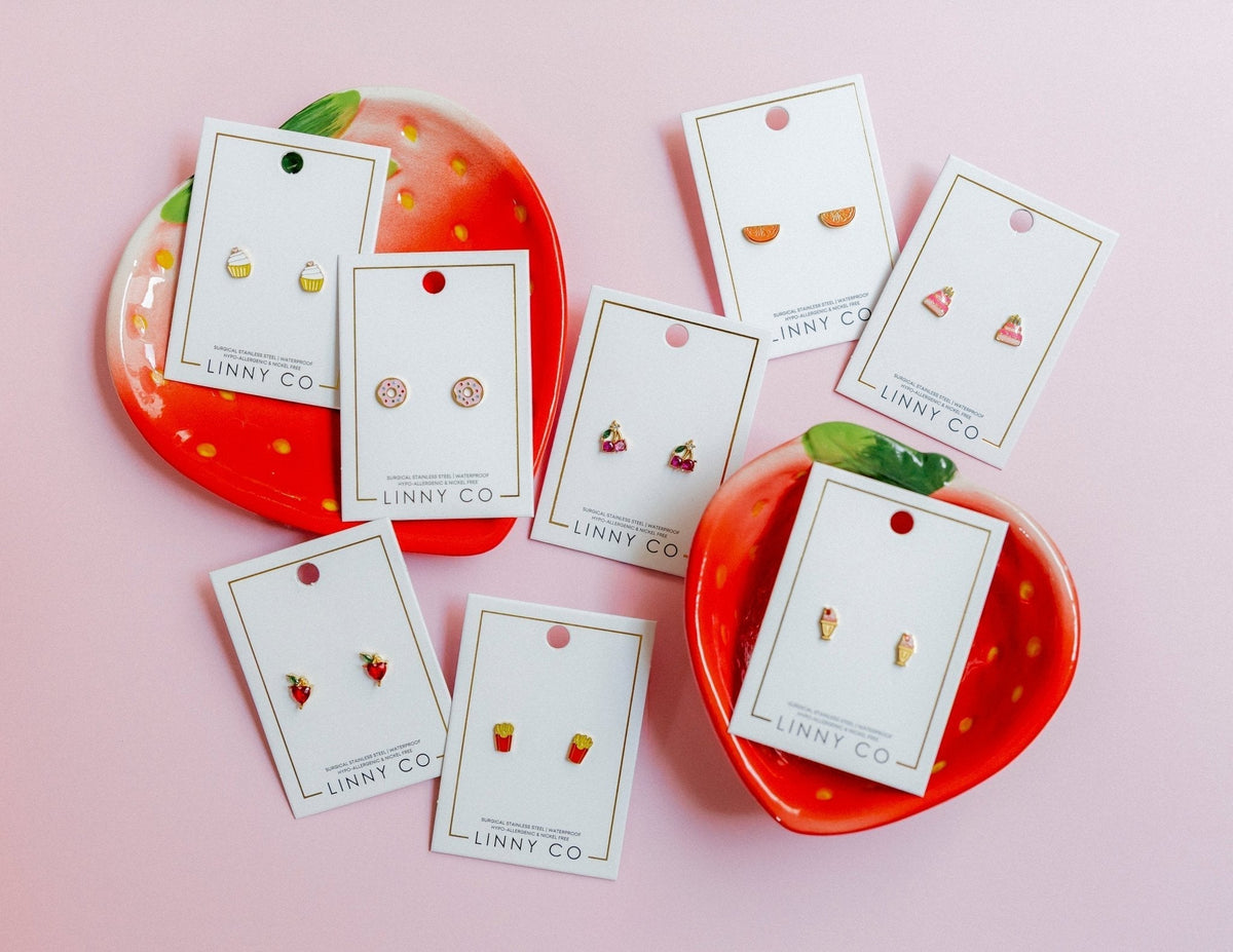 Screwback Stud Earrings - Milkshake
