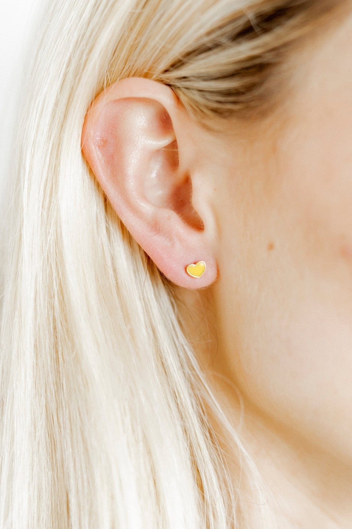 Screwback Stud Earrings - Nora Heart Yellow
