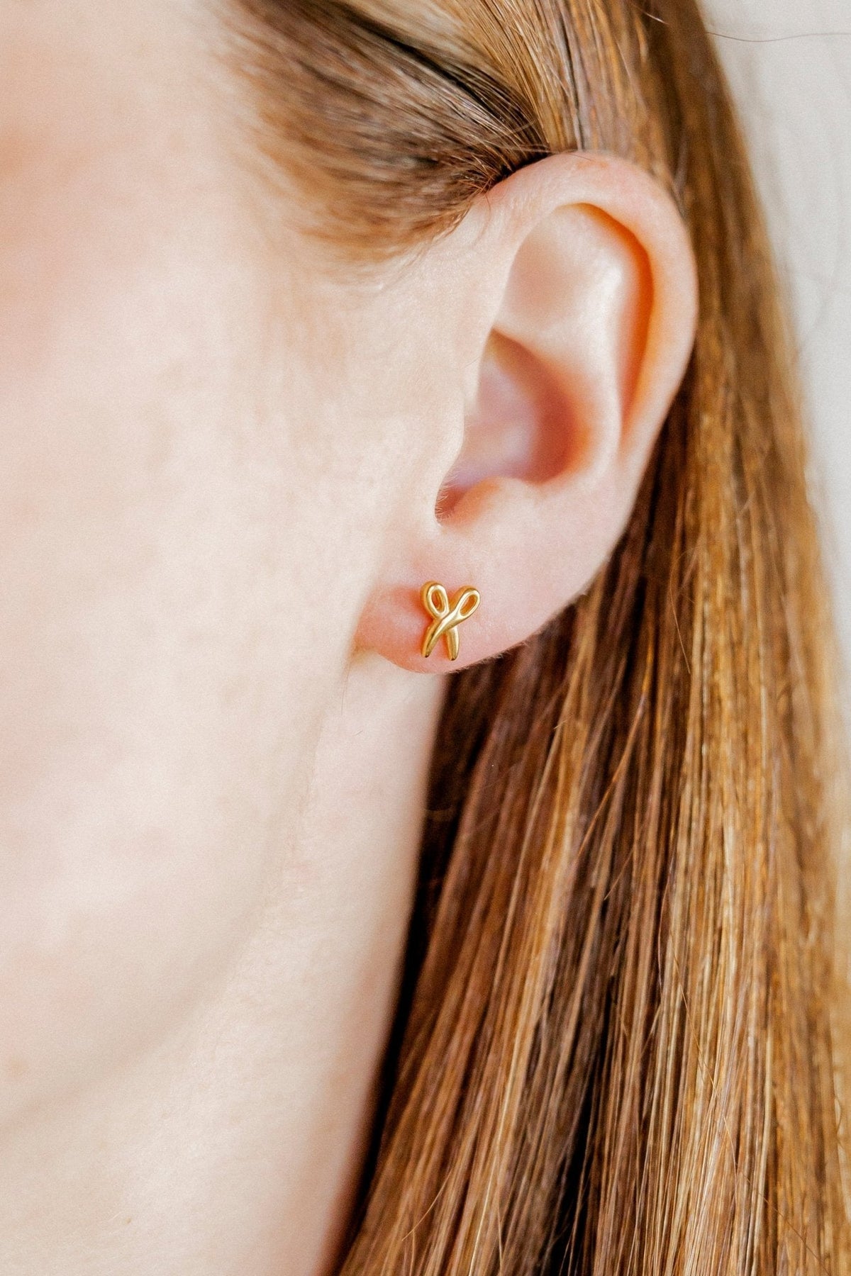 Screwback Stud Earrings - Scissors Gold